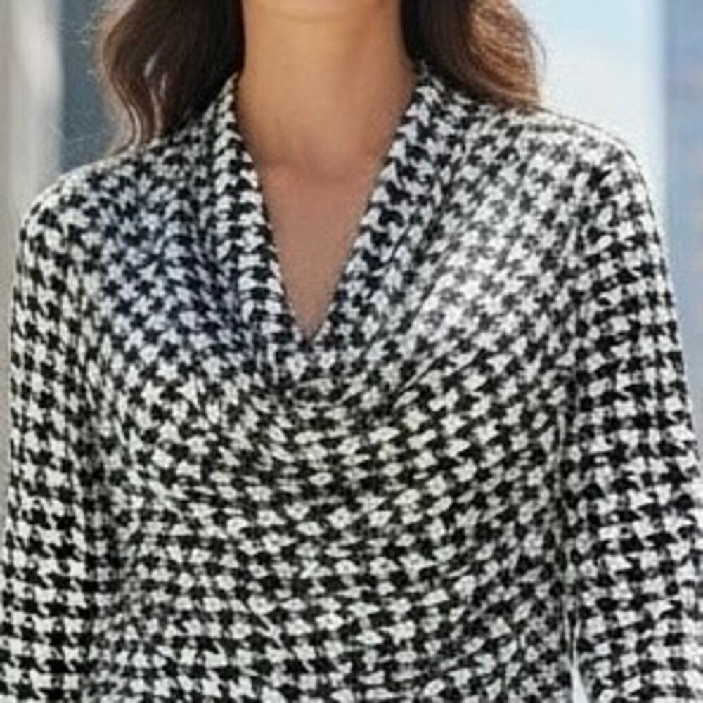 Juliette Blouse semi-sheer white and black houndstooth print size med